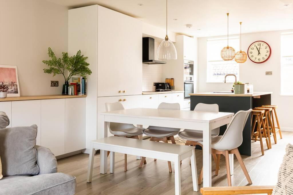 Premium Central House W Parking - Walk Everywhere Бат Экстерьер фото